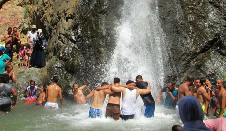Marrakech: Ourika Valley waterfalls with guide& Berber lunch - Panoramic views and the argan oil cooperative