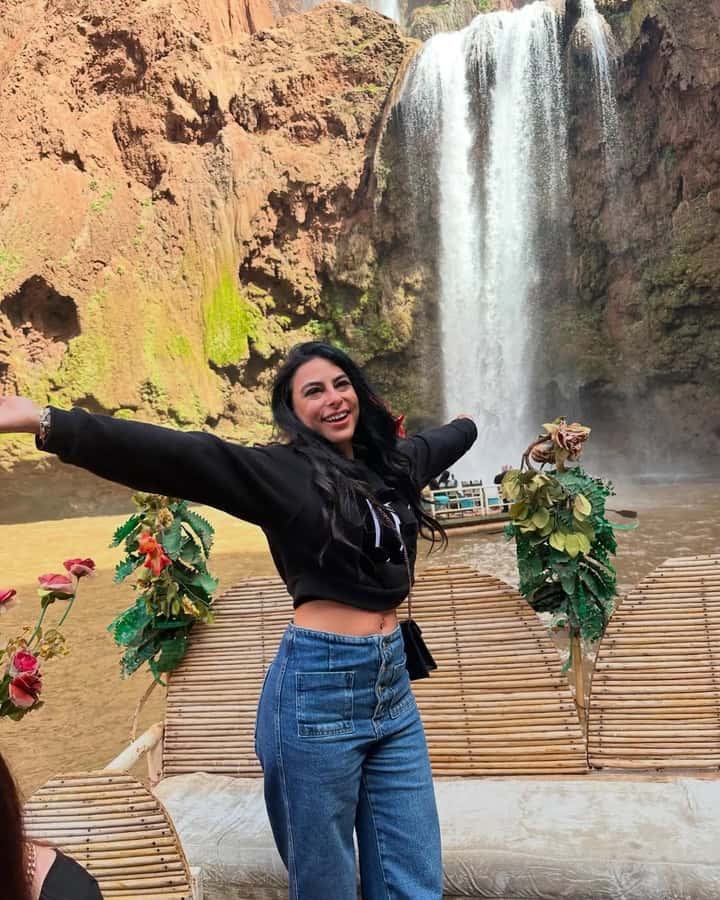Marrakech: Ouzoud Waterfall, Guided Hike, Boat Ride & Lunch - Guides, languages, and the human side of the day