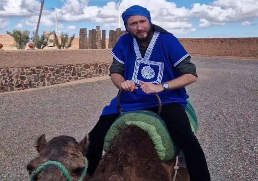 Marrakech: Palmeraie Camel Ride & Traditional Moroccan Spa - Mint tea in a nomadic tent