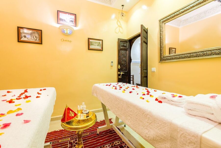 Marrakech: Palmeraie Quad Bike & Traditional Moroccan Spa - The 45-minute argan-oil massage