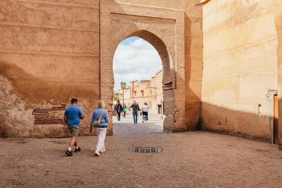 Marrakech: Saadian Tombs & Bahia Palace, Medina Guided Tour - Price, extra fees, and what you receive