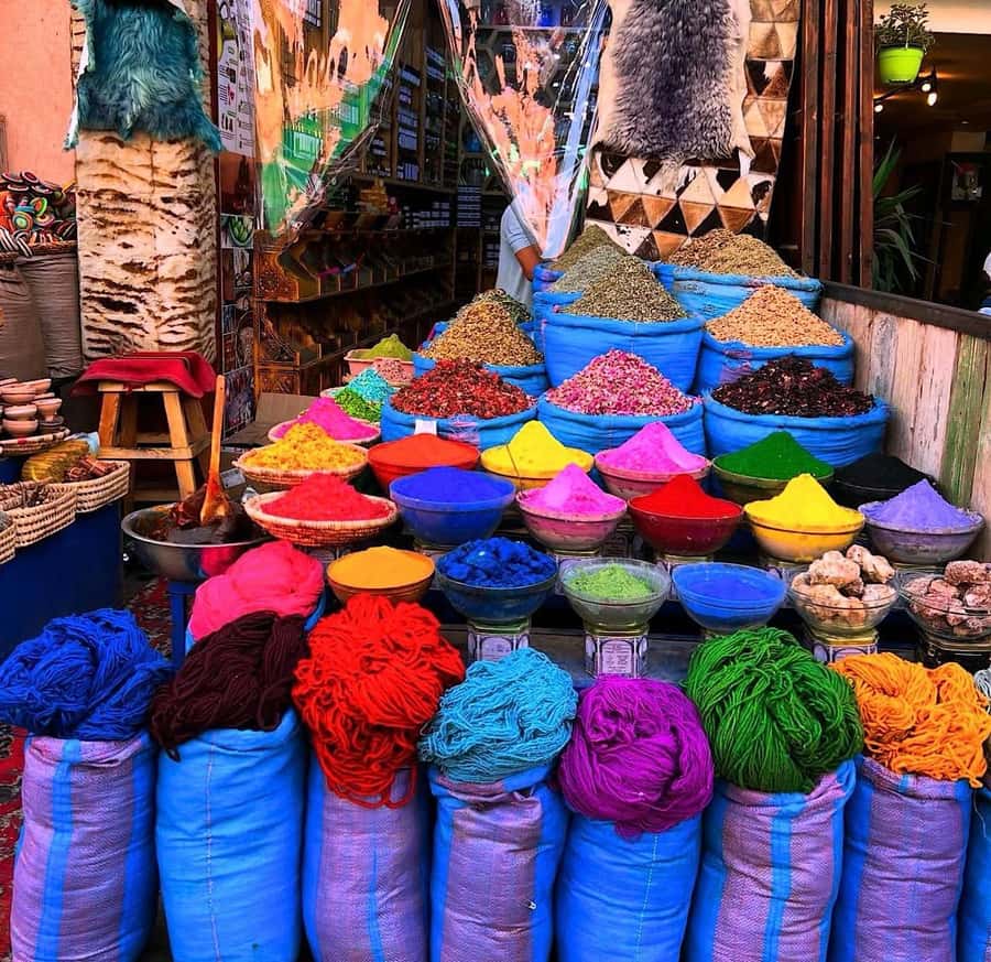 Marrakech: Souk Tour & Berber Hammam with Massage - A 30-minute argan oil massage