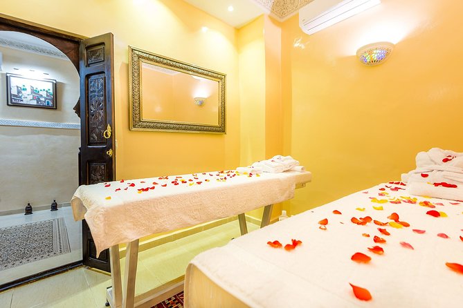 Marrakech: Spa Massage and Steam Hammam with Pickup - Tea, dates, and a pause between treatments