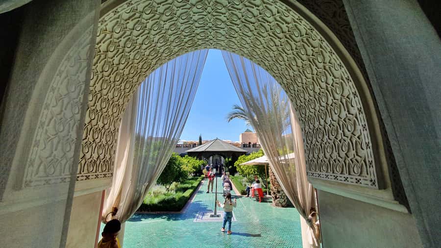 Marrakech: Tailor-Made City Tour With Your Own Private Guide - Walking the lanes between landmarks