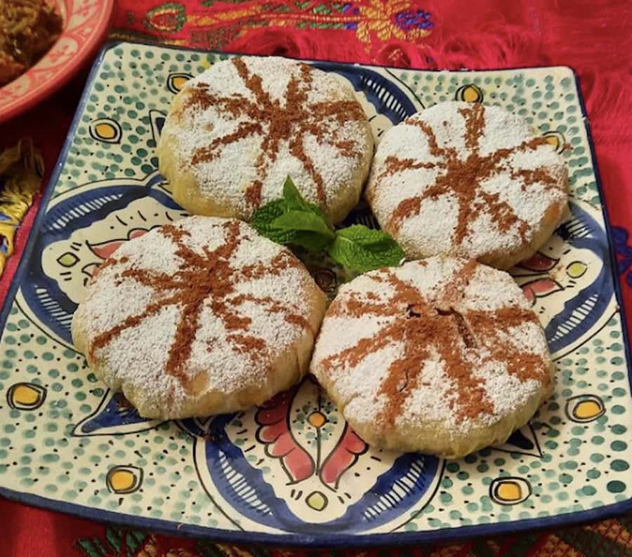 Marrakech: Traditional Moroccan Cooking Class & Market Visit - Practical timing and language notes