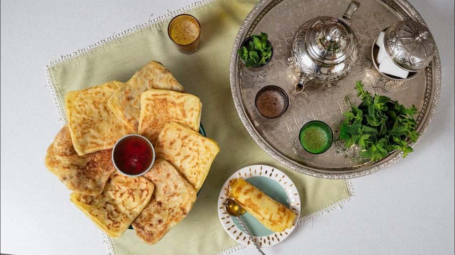 Marrakech: Traditional Moroccan Crepes & Bread Cooking Class - The Bab Doukkala setting adds local flavor