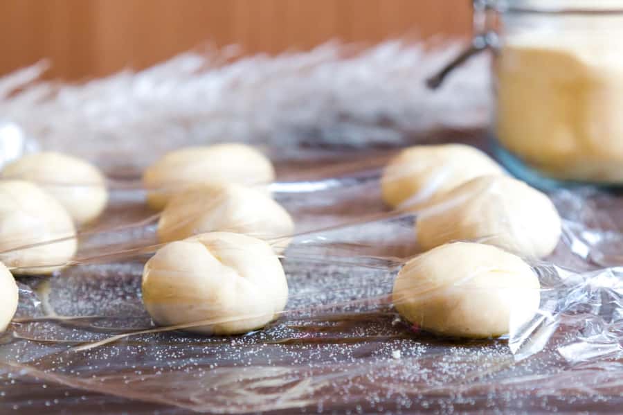 Marrakech: Traditional Moroccan Crepes & Bread Cooking Class - Communication and teaching style