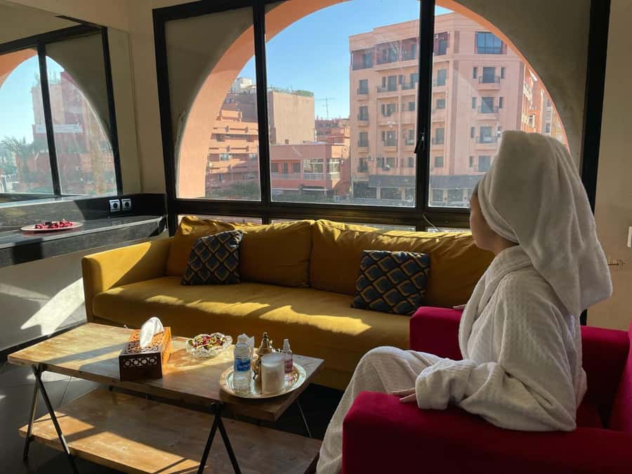 Marrakech: Traditional MRC Hammam and Massage with Argan Oil - A break for tea, cakes, and practical comforts