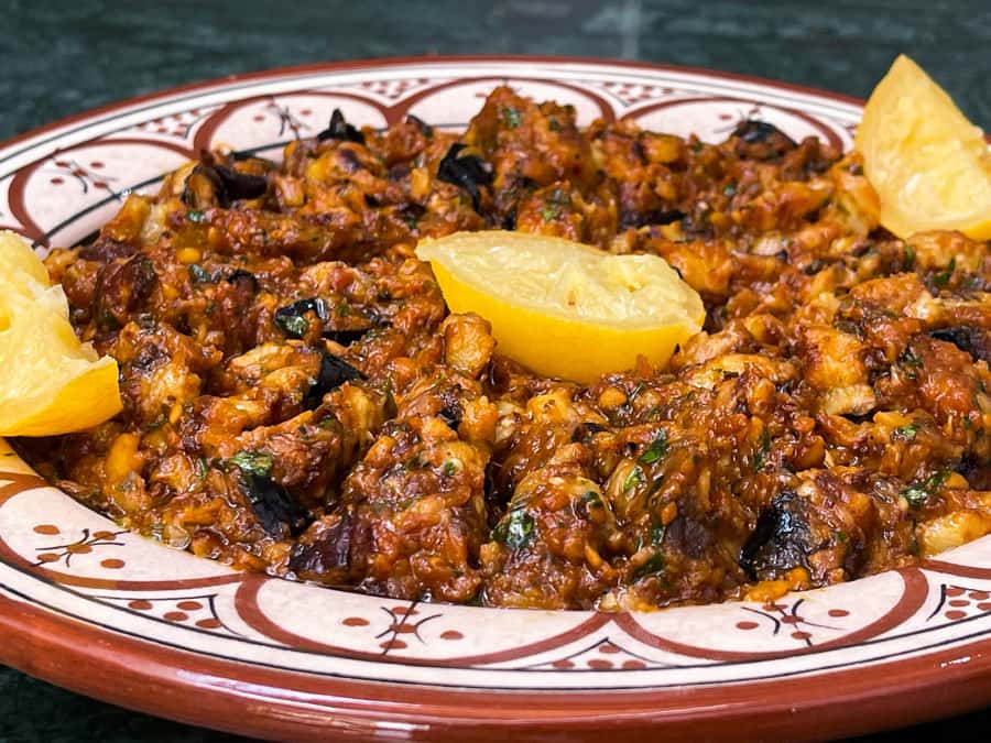 Marrakesh: Moroccan Dishes Cooking Class with a Local Chef - Moroccan mint tea in 30 minutes