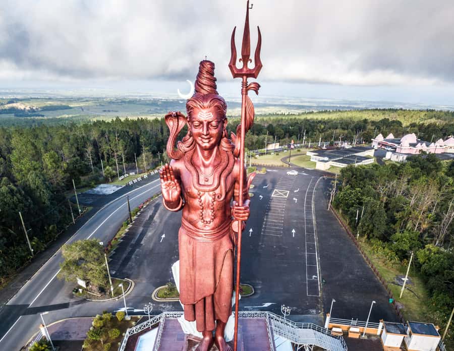 Mauritius: Exclusive South West Tour - Trou aux Cerfs and the highland city of Curepipe