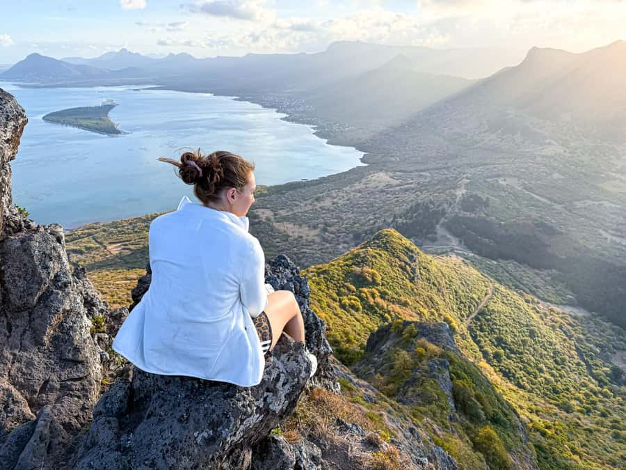 Mauritius: Le Morne Mountain Guided Sunrise Hike and Climb - What the guide adds beyond route-finding