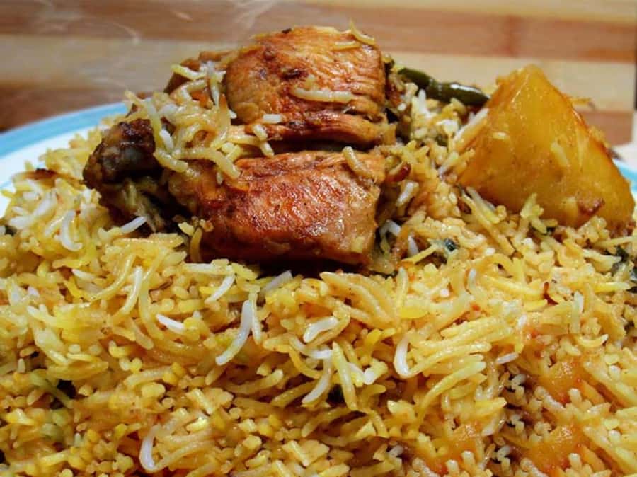 Mauritius: Port Louis Street Food Walking Tour - Guides who make the walk work