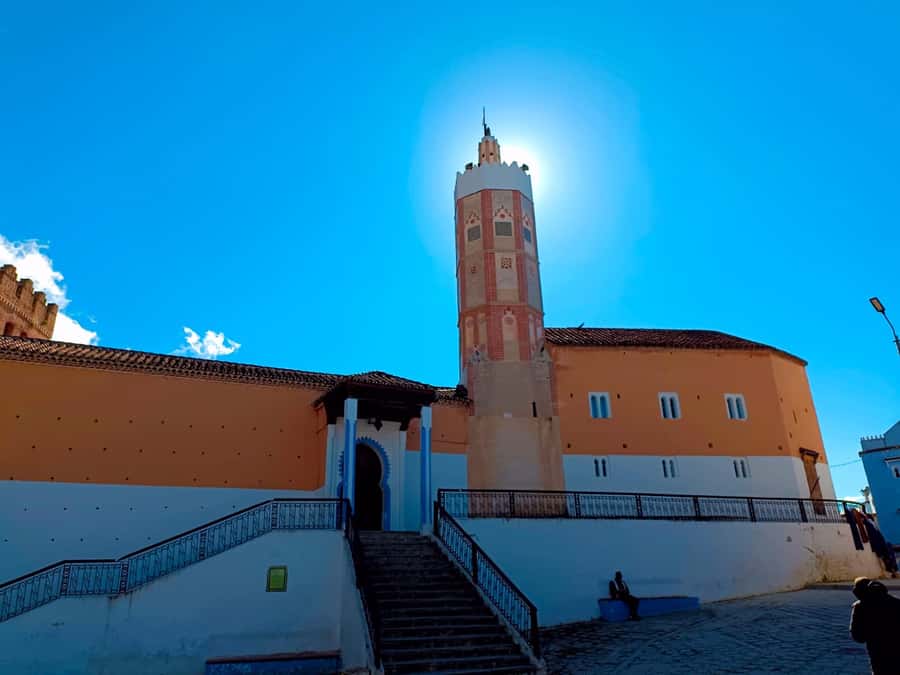 Memorable Day Trip From Fez to Chefchaouen the Blue City - Leaving Fez at 8 a.m. for the Rif Mountains