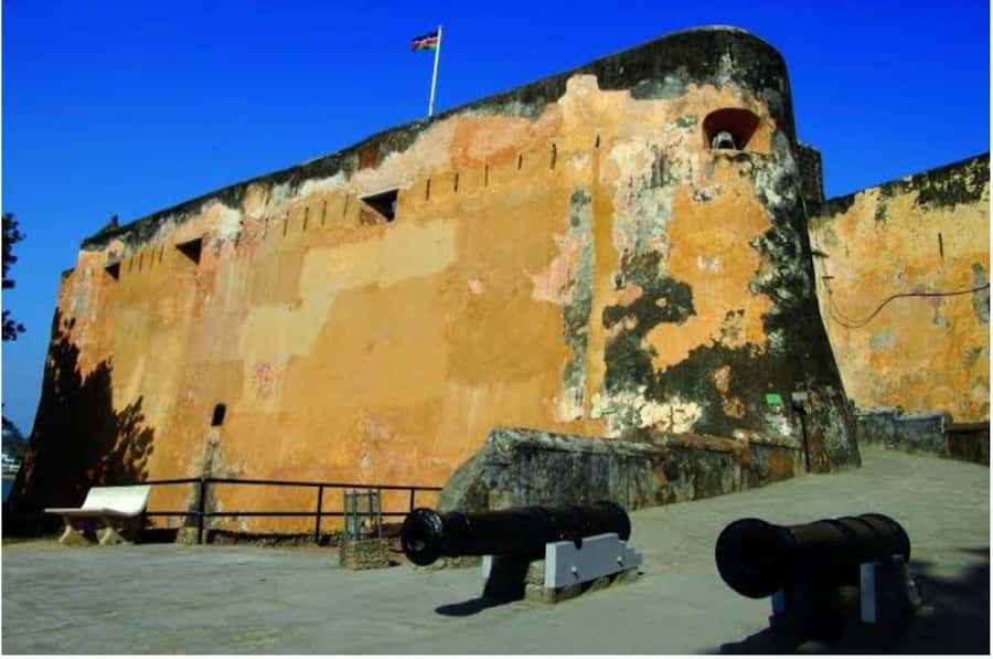 Mombasa: Tusks, Fort Jesus, Old Town, Beach and City Tour - Key points at a glance