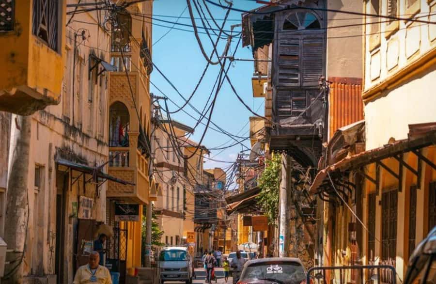 Mombasa: Tusks, Fort Jesus, Old Town, Beach and City Tour - Old Town’s narrow lanes and coastal architecture