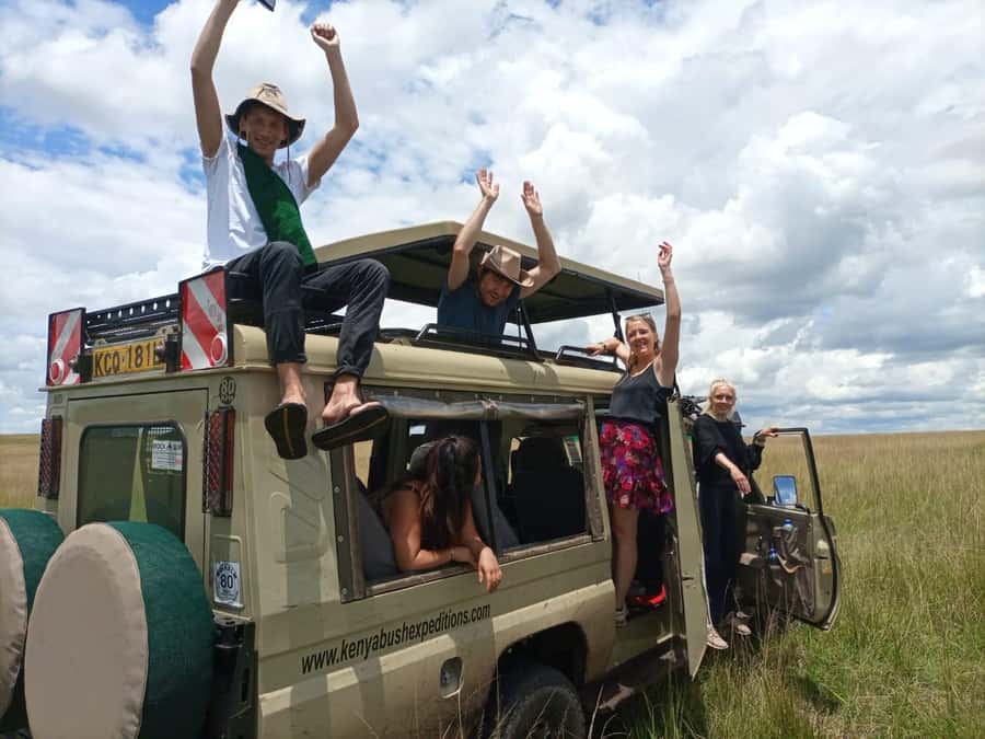 Nairobi National Park Half-Day Game Drive - Pickup, timing, and the ride into the park