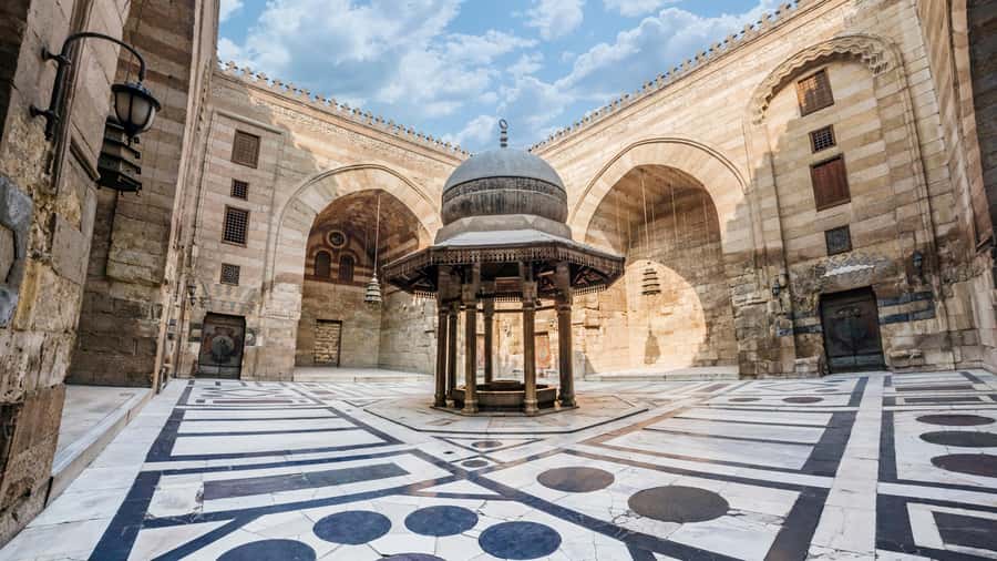 Old Cairo Guided Walk Tour: History, Culture & Street Bites - Bayt al-Suhaymi shows Cairo at home