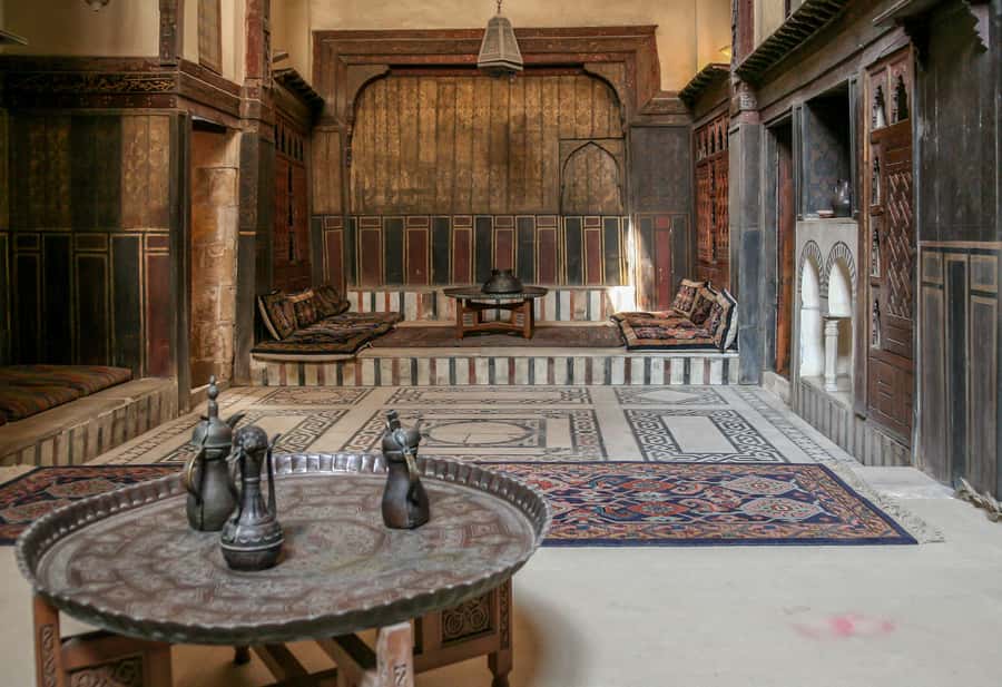 Old Cairo Guided Walk Tour: History, Culture & Street Bites - Al-Hakim Mosque offers a calm first stop