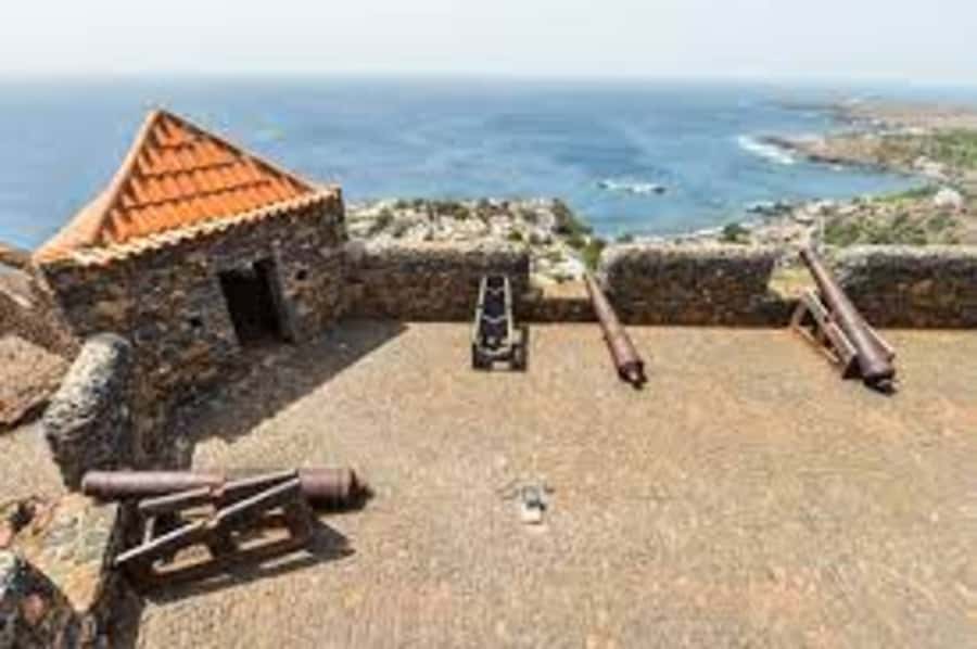 Praia & Cidade Velha: Guided City Tour - Price, transport, and overall value