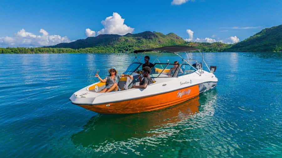 Praslin: Curieuse & St-Pierre Boat Adventure with Snorkeling - Key points to know before you book