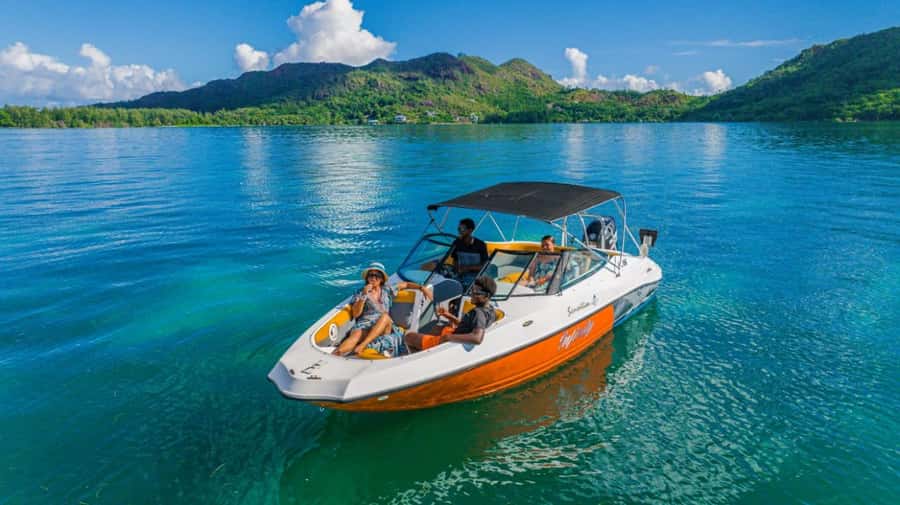 Praslin: Curieuse & St Pierre Island Day Trip with Barbecue - Key points to know before booking