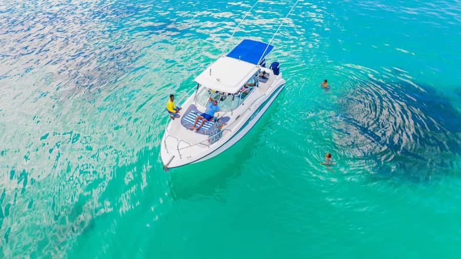 Praslin: Curieuse & St Pierre Island Day Trip with Barbecue - Curieuse in one day: what you are really getting
