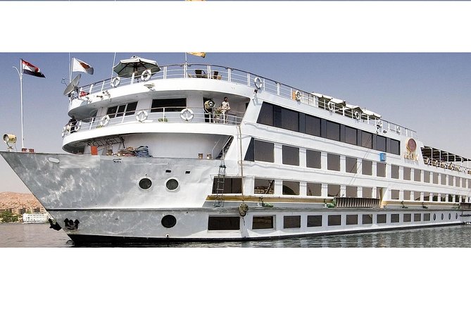 Private 04 Days Days Nile Cruise from Aswan to Luxor - Day two: Kom Ombo and Edfu by river