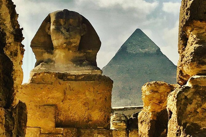 Private Day Tour Giza Pyramids, Memphis and Sakkara Pyramids - Giza Pyramids: start with the world-famous view