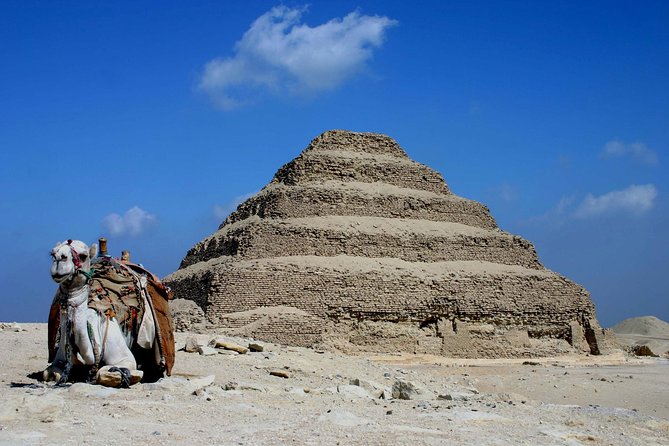Private Day Tour To Giza Pyramids, Memphis and Sakkara - Giza Pyramids: begin with the big three