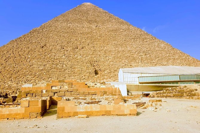 Private day trip to Cairo from Hurghada - The Great Sphinx and Valley Temple of Khafre