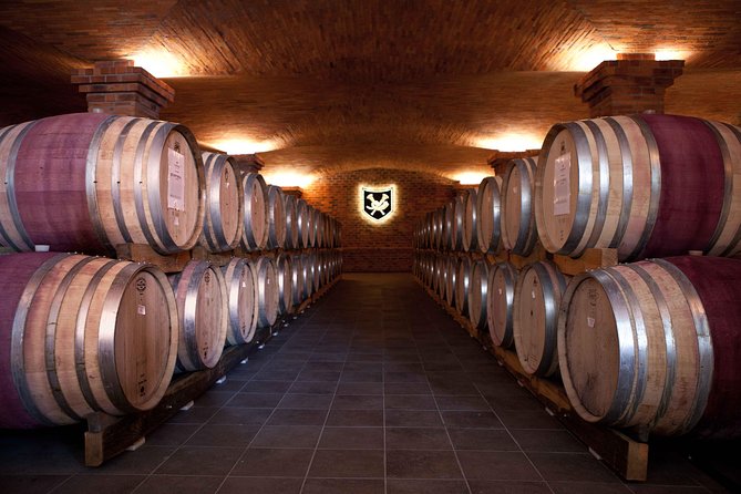 Private Full Day Stellenbosch Wine Tour with Pick Up and Drop Off - Hartenberg Wine Estate: a calm first tasting