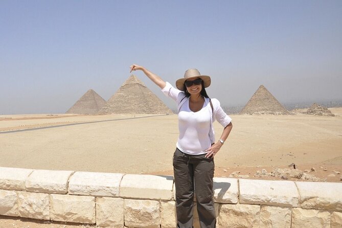 Private Full-Day Tour to Giza Pyramids,Sphinx,Memphis, and Saqqara - Giza Pyramids: the main event comes first