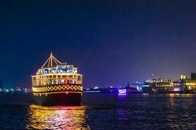 Private Nile Dinner Cruise in Cairo - Belly dancing, Tanoura, and the stage program