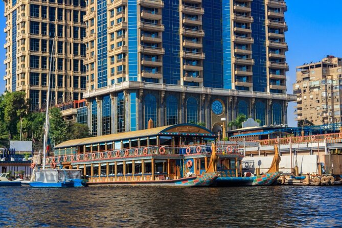 Private Nile Dinner Cruise in Cairo - Private transport and the human side of the tour