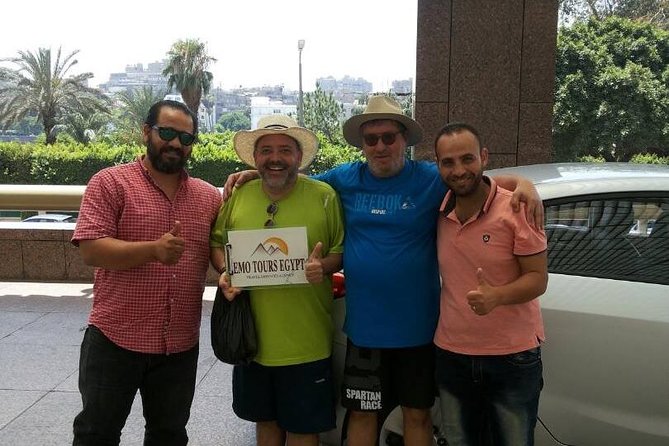Private Pickup Transfer from Cairo Airport to Hotels in Cairo - The first meeting sets the tone
