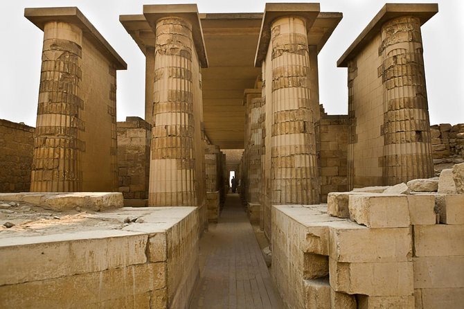 Private Tour: Giza Pyramids, Sphinx, Memphis, Sakkara - Memphis and the fallen Ramses II statue