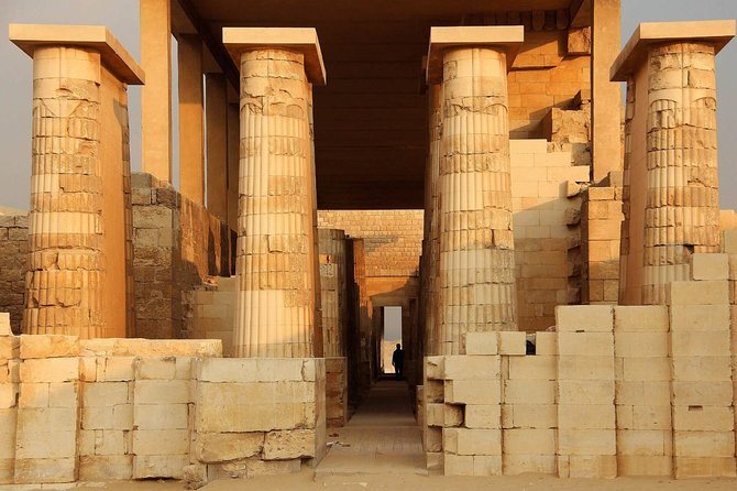 Private Tour: Pyramids of Giza Memphis Saqqara with Lunch - Memphis, Egypt’s former capital