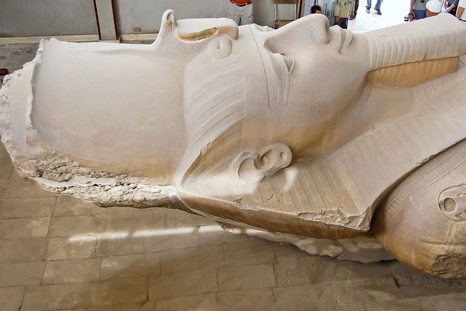 Private Tour: Pyramids of Giza Memphis Saqqara with Lunch - What the private setup changes