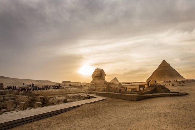Private Tour To Giza Pyramids,Sphinx With Entry Inside The Great Pyramid - Khafre, Menkaure, and the Valley Temple