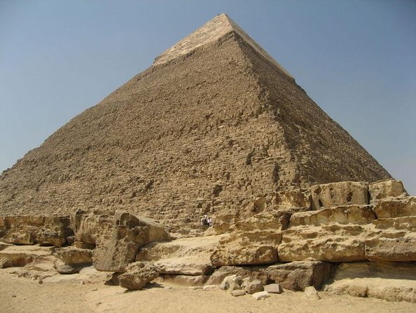 Private Tour to Giza Pyramids with professional Photographer - Key points at a glance
