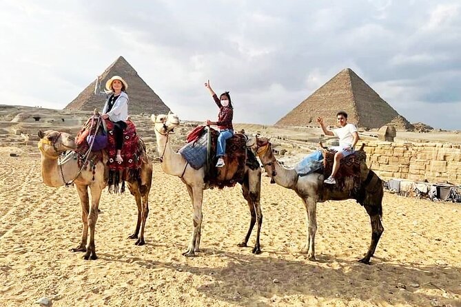 Private tour to Giza, Sakkara, Memphis with Camel and Lunch - Memphis and the fallen Ramses statue