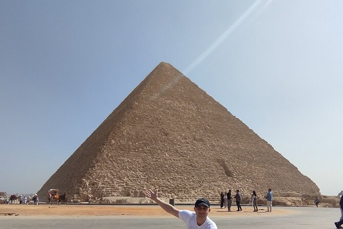 Private Tour To The Great Pyramids and Sphinx with lunch - Starting at the Giza Plateau