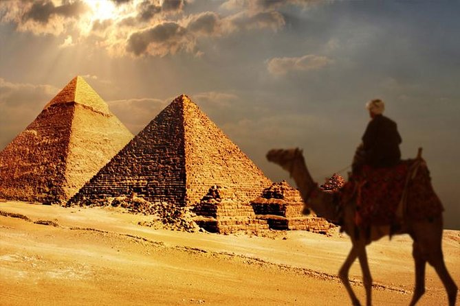Private ViP all-inclusive Giza Pyramids,Sphinx,Inside Pyramid - What the strongest guide service looks like