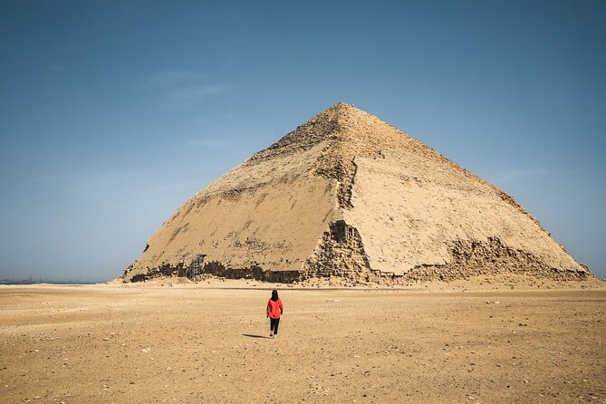 Professional Photo Shoot & Authentic Cairo Walking Tour - Is $200 per person good value?