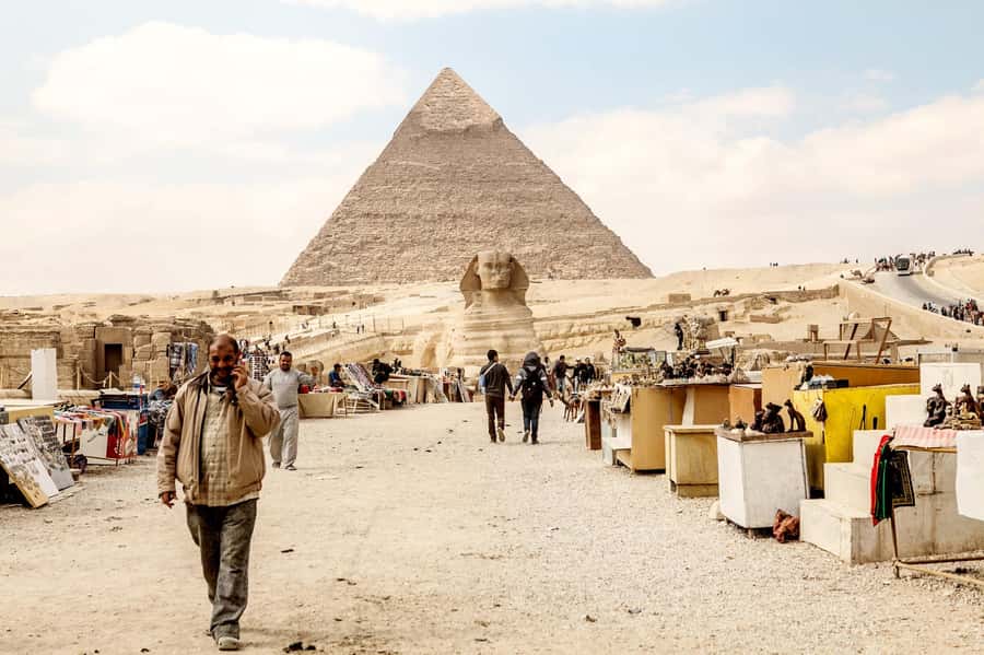 Pyramids of Giza and Great Sphinx: Private Half-Day Tour - Four hours on the Giza Plateau