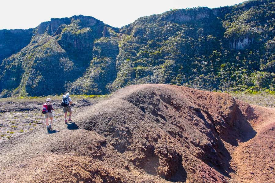 Réunion: Piton de la Fournaise Guided Volcano Hike - What the guide adds to the day