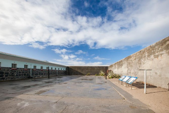 Robben Island Tour - Hotel Pick-Ups & stops at interesting places pre/post tour - Is $181.17 a fair price?