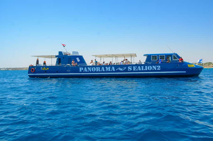 Safaga/Makadi Bay: Panorama Submarine with Snorkeling Tour - The boat’s underwater viewing cabin