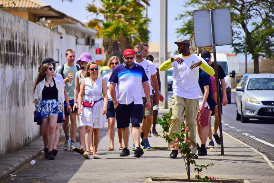 Sal: Espargos City Tour, Local Life, and Cape Verde Tapas - The food stop adds more than a snack