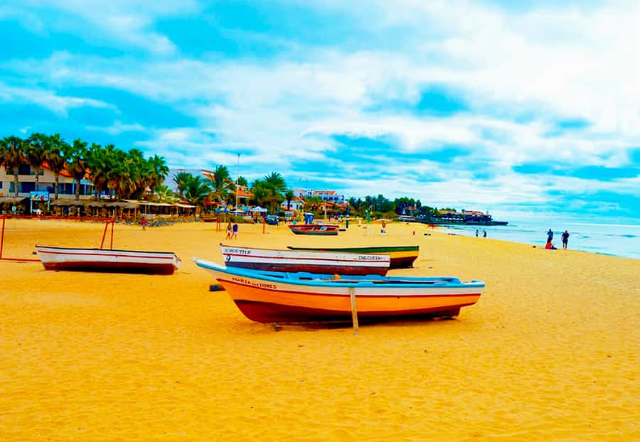 Sal Island: Guided Full-Day Highlights Tour with Lunch - Santa Maria, Murdeira, and Lion Mountain